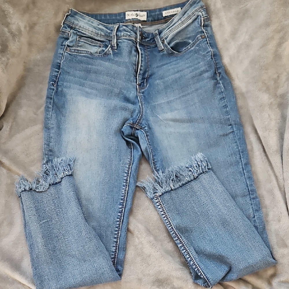 LADIE'S BLACK DAISY JEANS